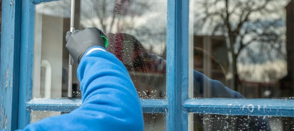 Cleaning Winter Windows