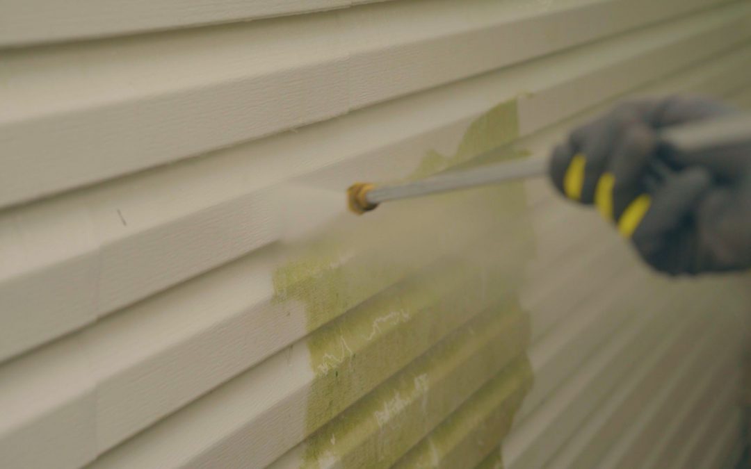 How to Pressure Wash a Deck: A Professional 2023 Guide
