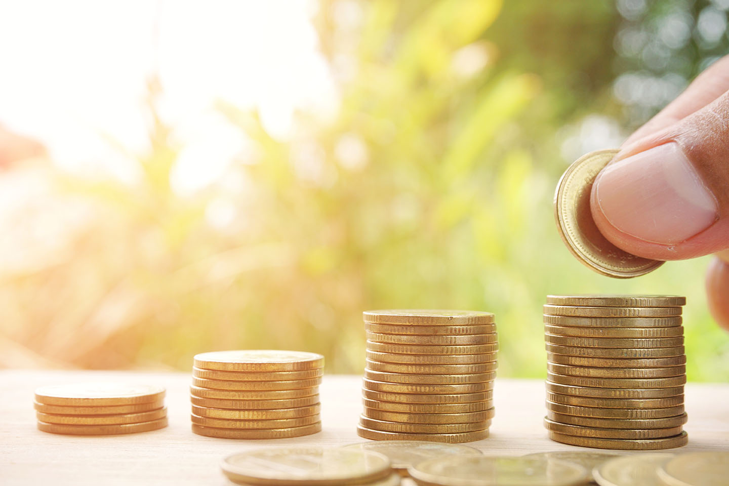 How Much Does a Gutter Cleaning Cost? (2022 Pricing Guide)