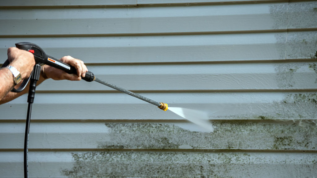 power washing house siding