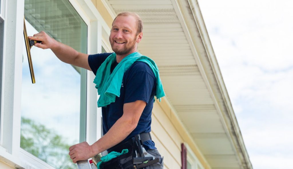 window washing services in Chicago