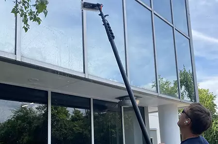 commercial window cleaning services