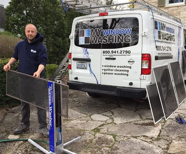 Window screen cleaning in Barrington, IL