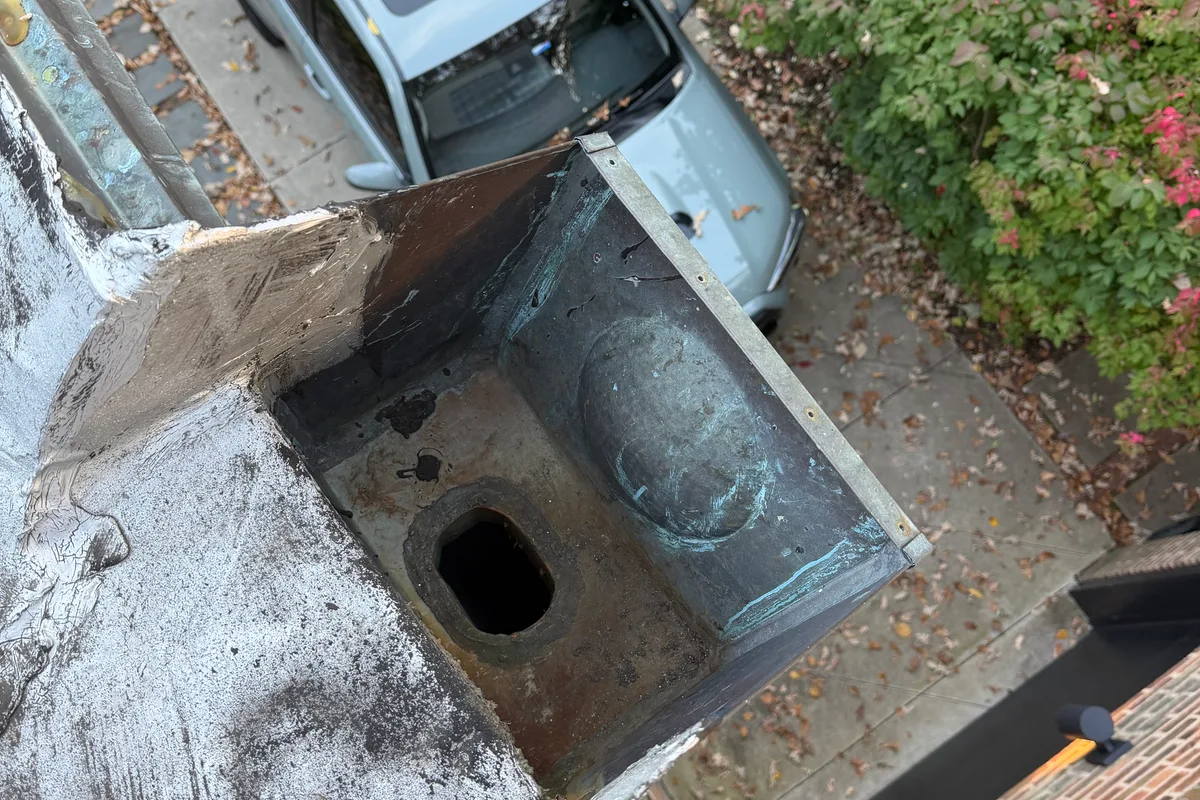 Gutter Cleaning — Chicago, IL
