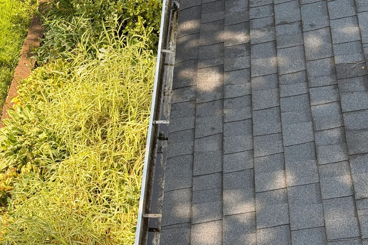 Gutter Cleaning after — Deerfield IL 2-story house