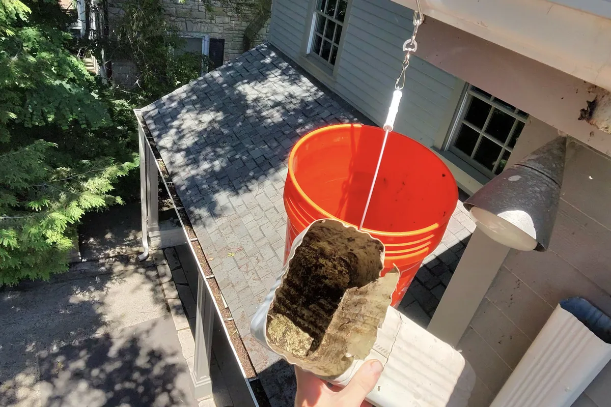 Gutter Cleaning — Kenilworth, IL