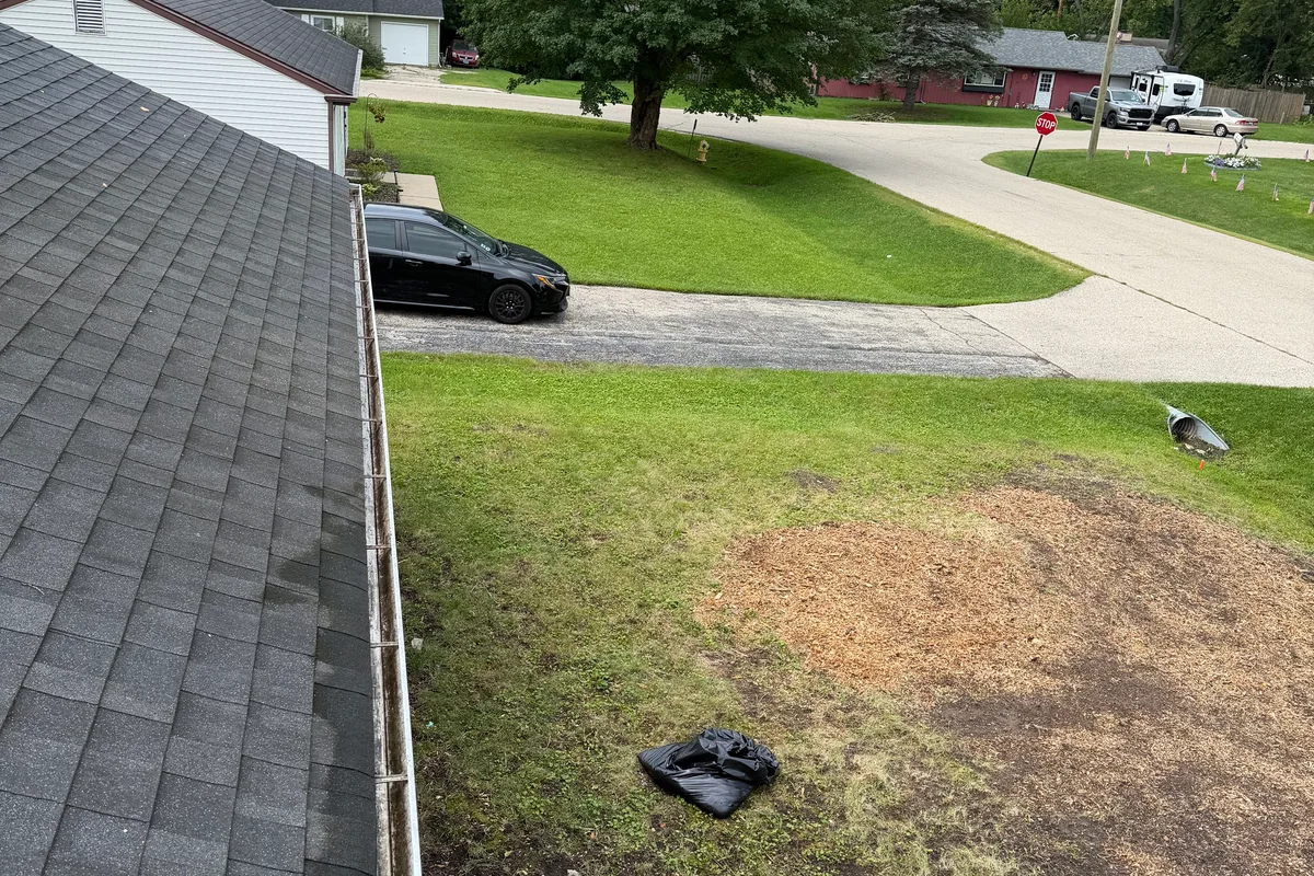 Gutter Cleaning after — Lake Villa IL 1-story house