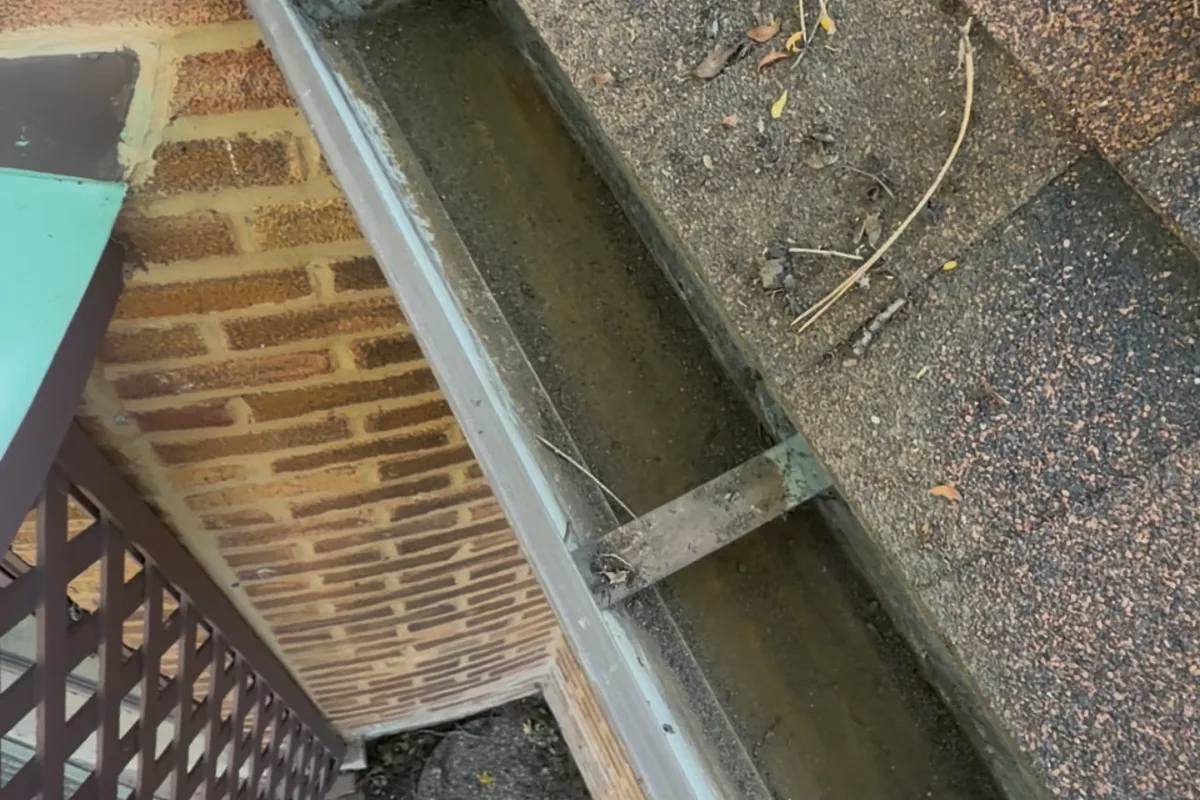 Gutter Cleaning after — Lincolnwood IL 2-story house