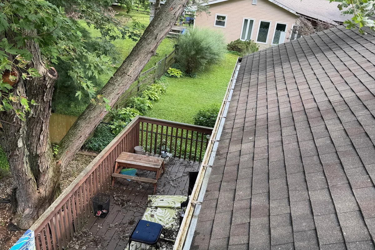 Gutter Cleaning after — Oakwood Hills IL 1-story house