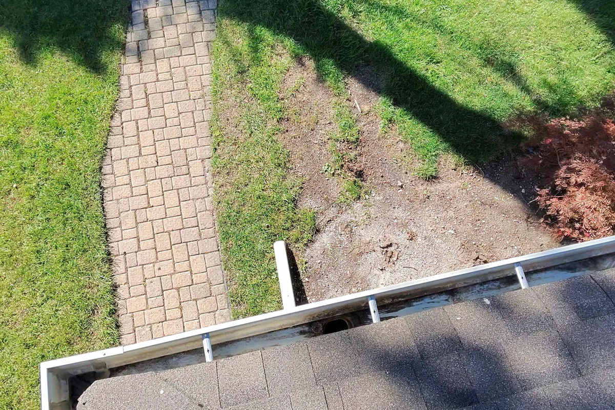 Gutter Cleaning — Skokie, IL