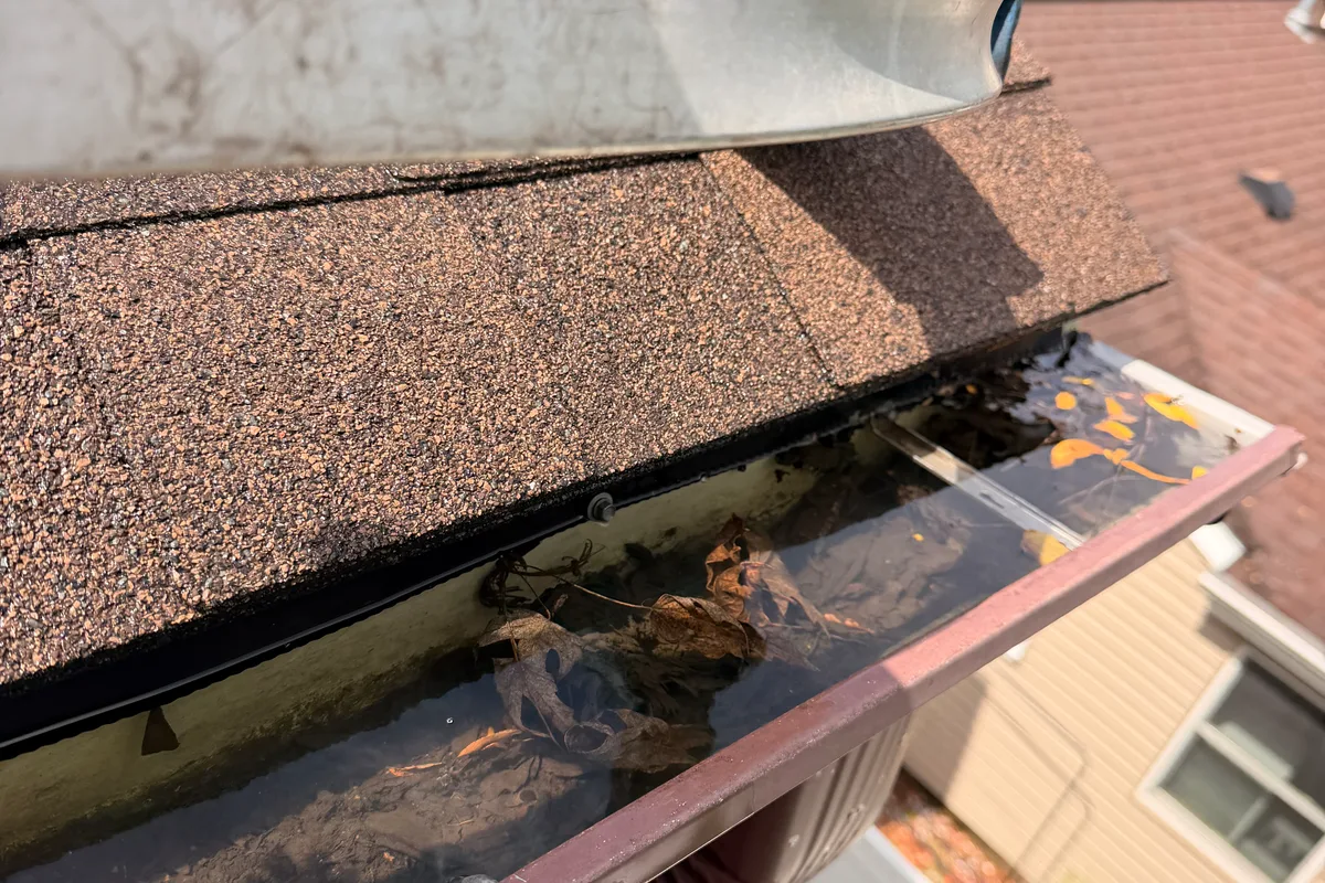 Gutter Cleaning before — Vernon Hills IL 2-story house