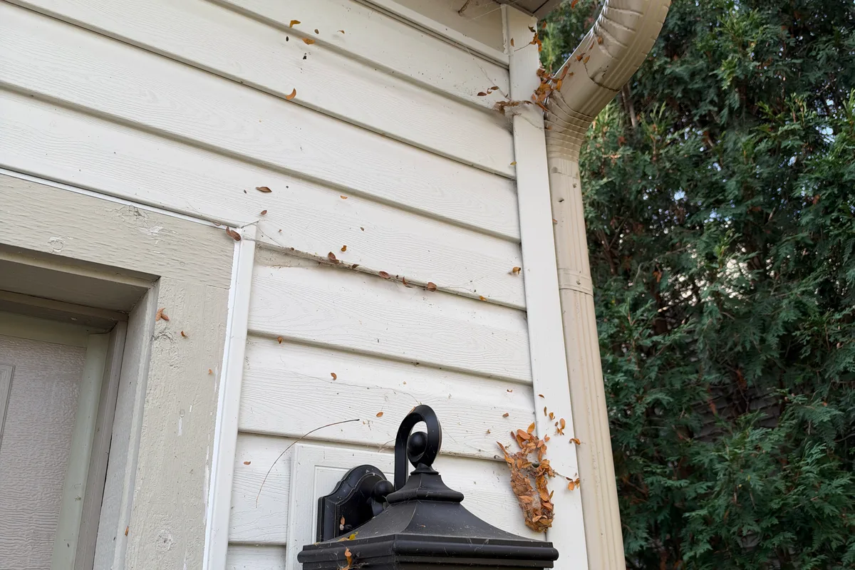 Power Washing before — Lake Villa IL 2-story house