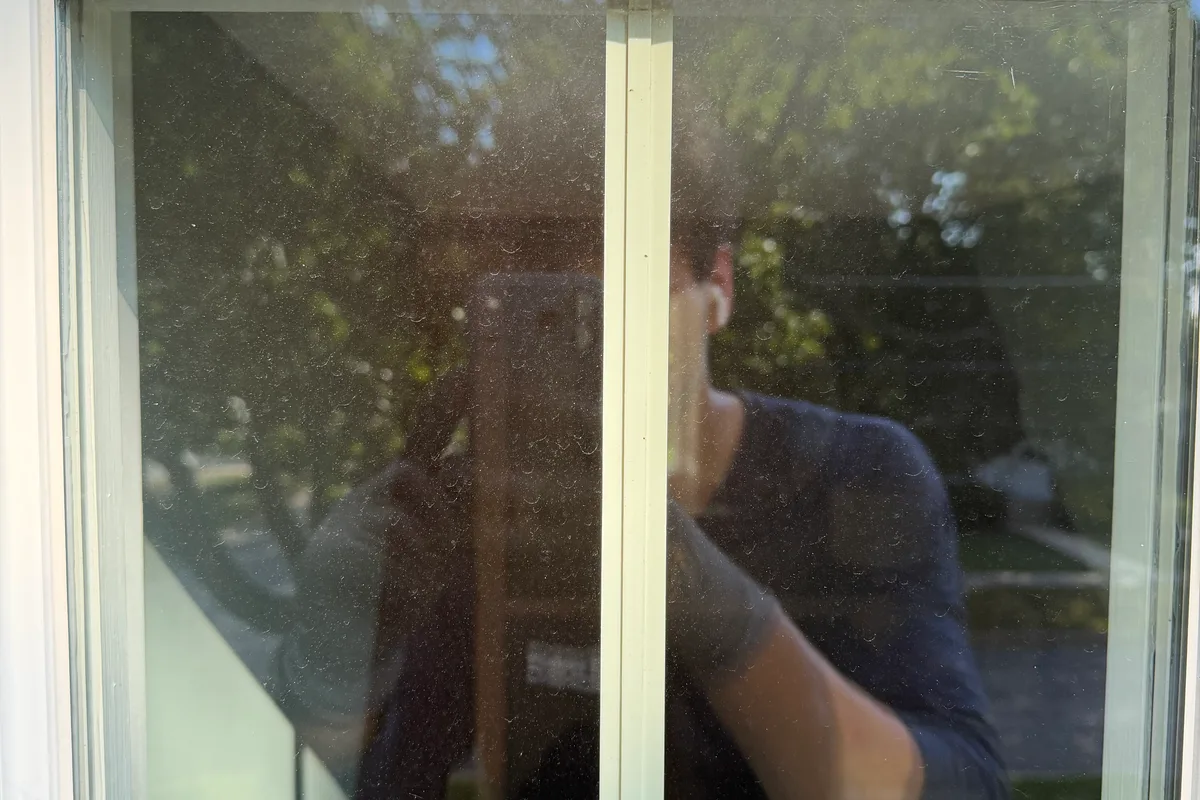 Window Washing before — Arlington Heights IL 2-story house