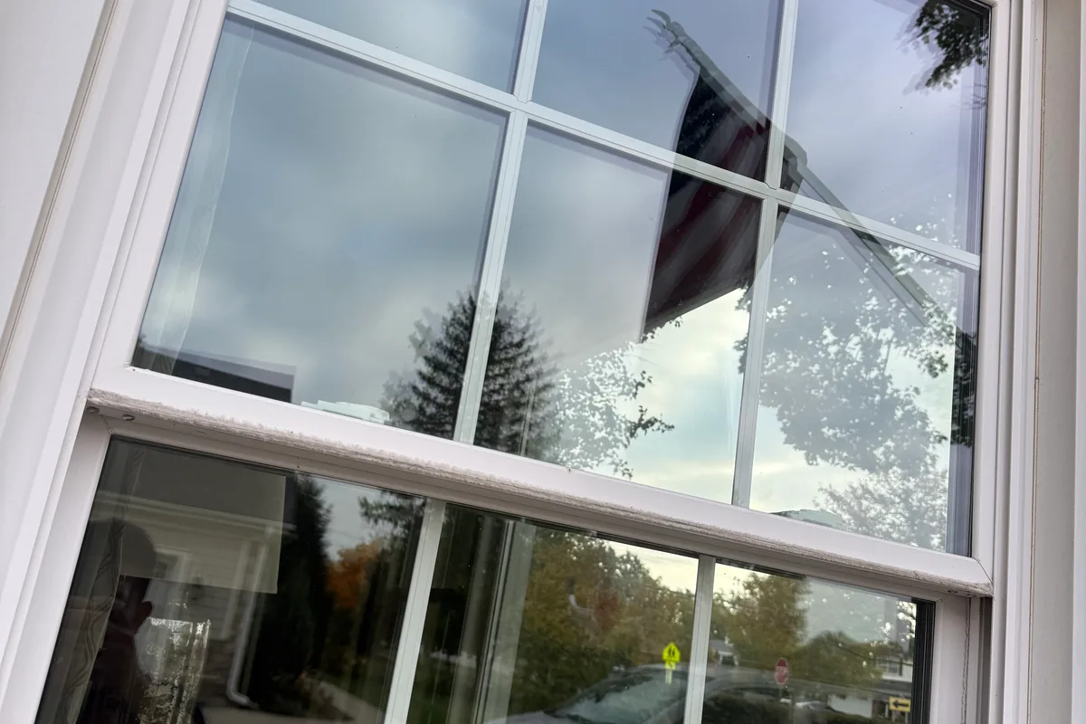 Window Washing before — Arlington Heights IL 2-story house