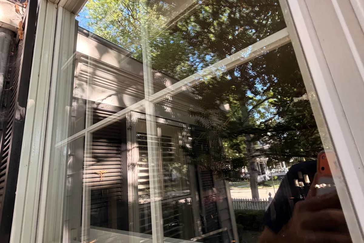 Window Washing after — Barrington IL 2-story house