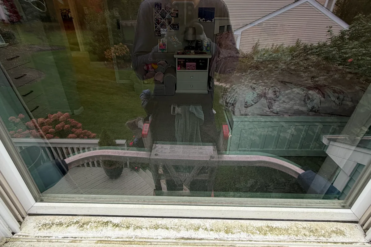 Window Washing before — Crystal Lake IL 2-story house