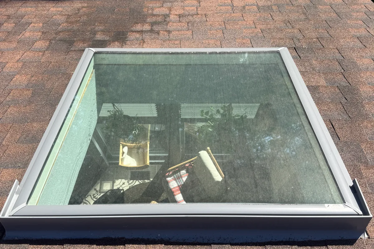 Window Washing before — Downers Grove IL 2-story house
