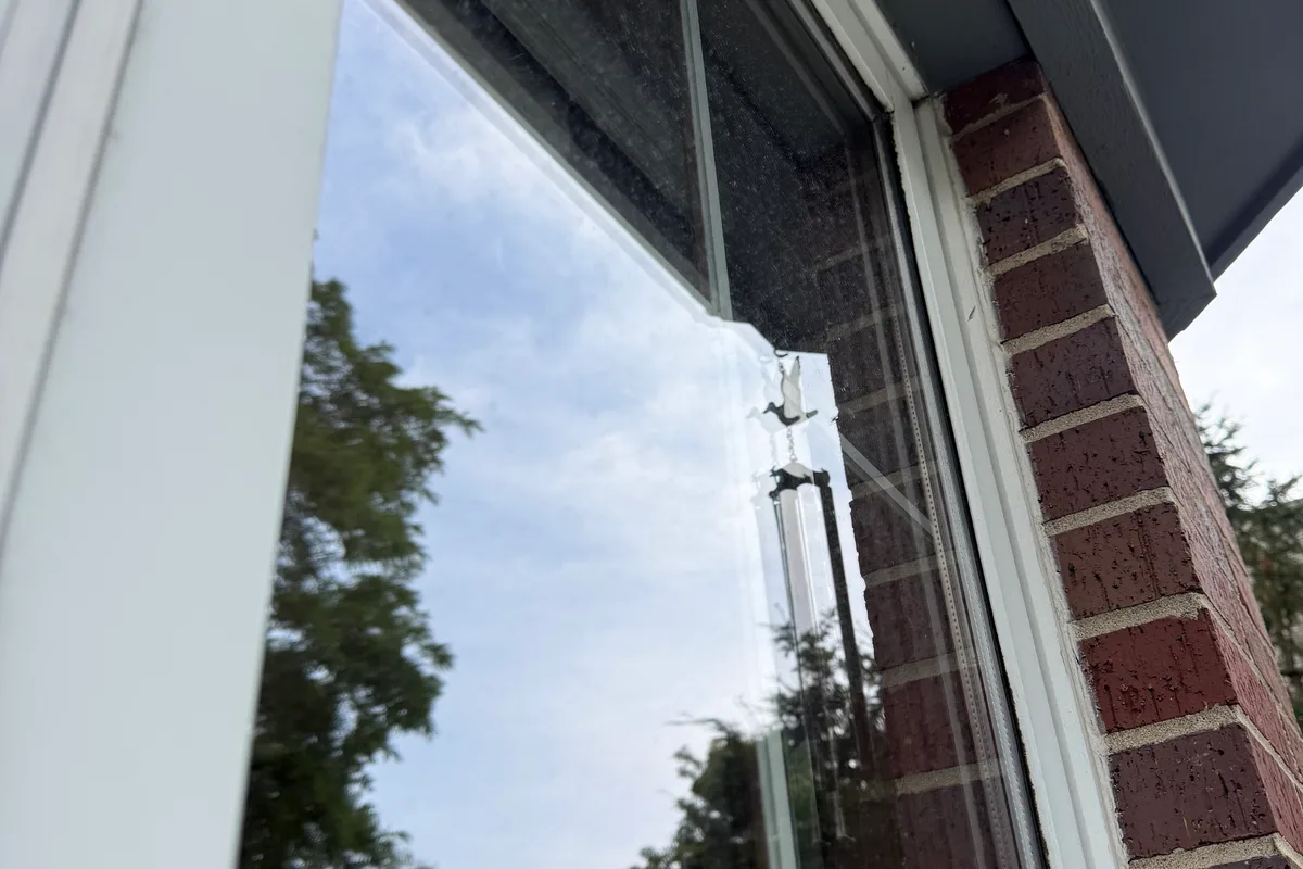 Window Washing before — Glenview IL 2-story house