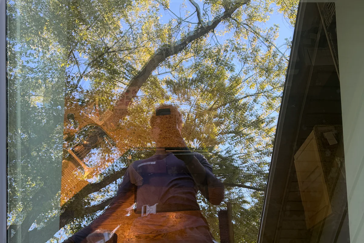 Window Washing after — Lake Forest IL 2-story house