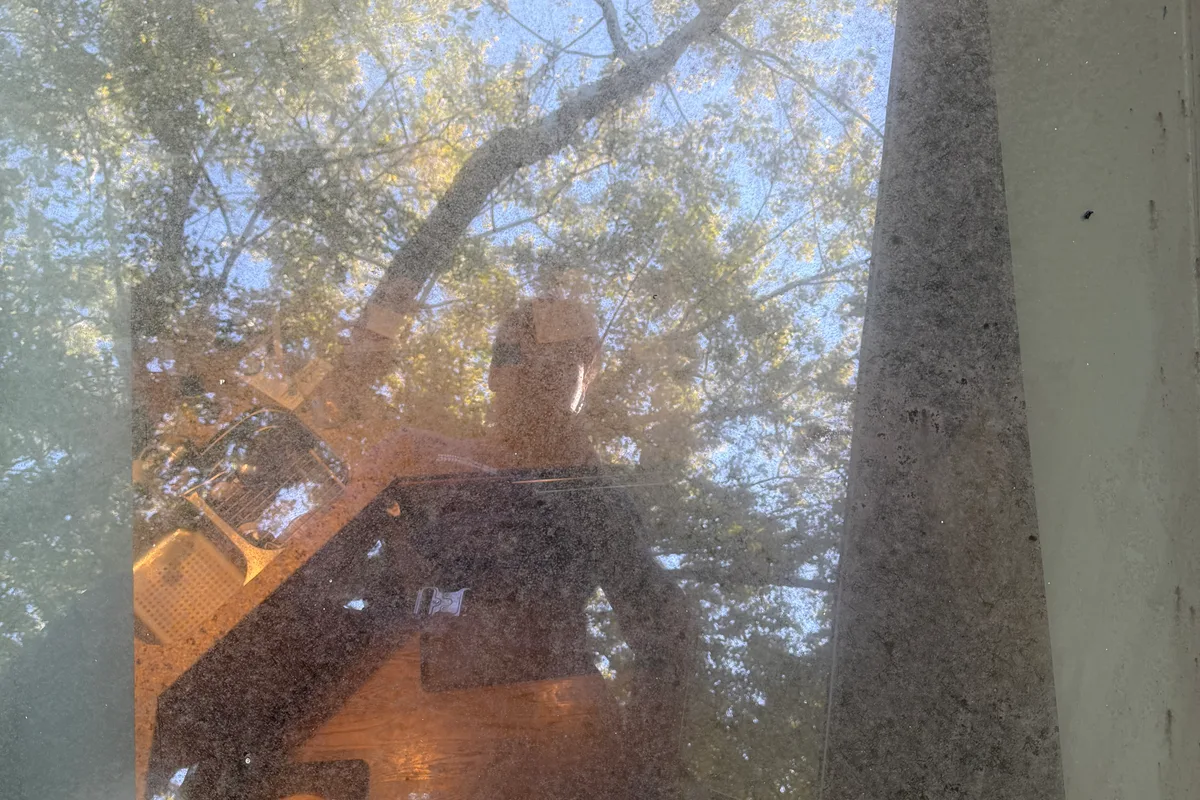 Window Washing before — Lake Forest IL 2-story house