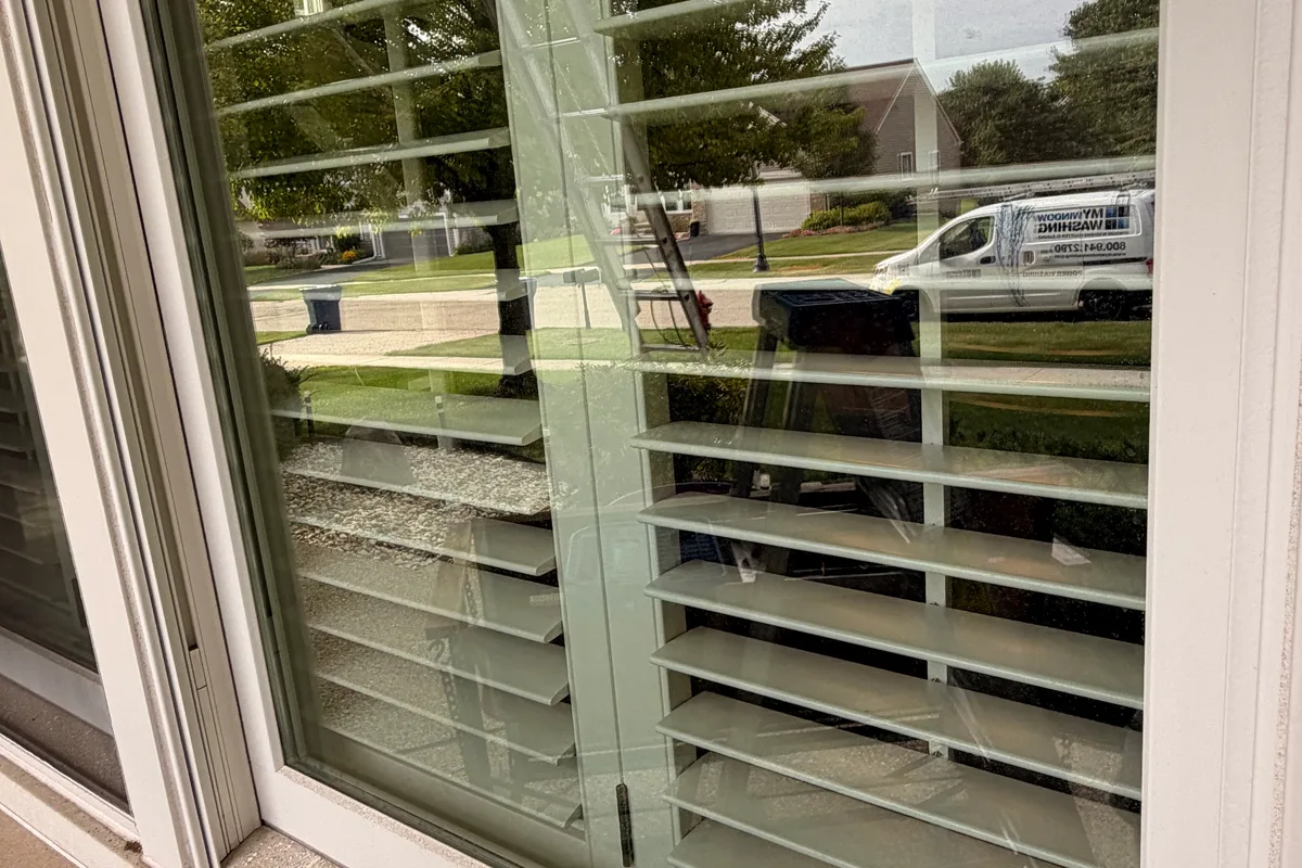Window Washing before — Lake Villa IL 2-story house