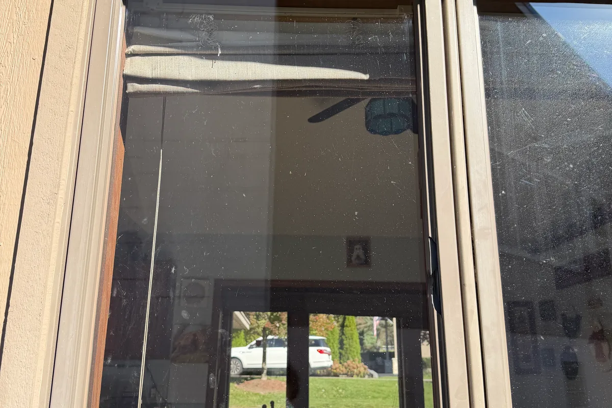 Window Washing after — Lake Villa IL 2-story house