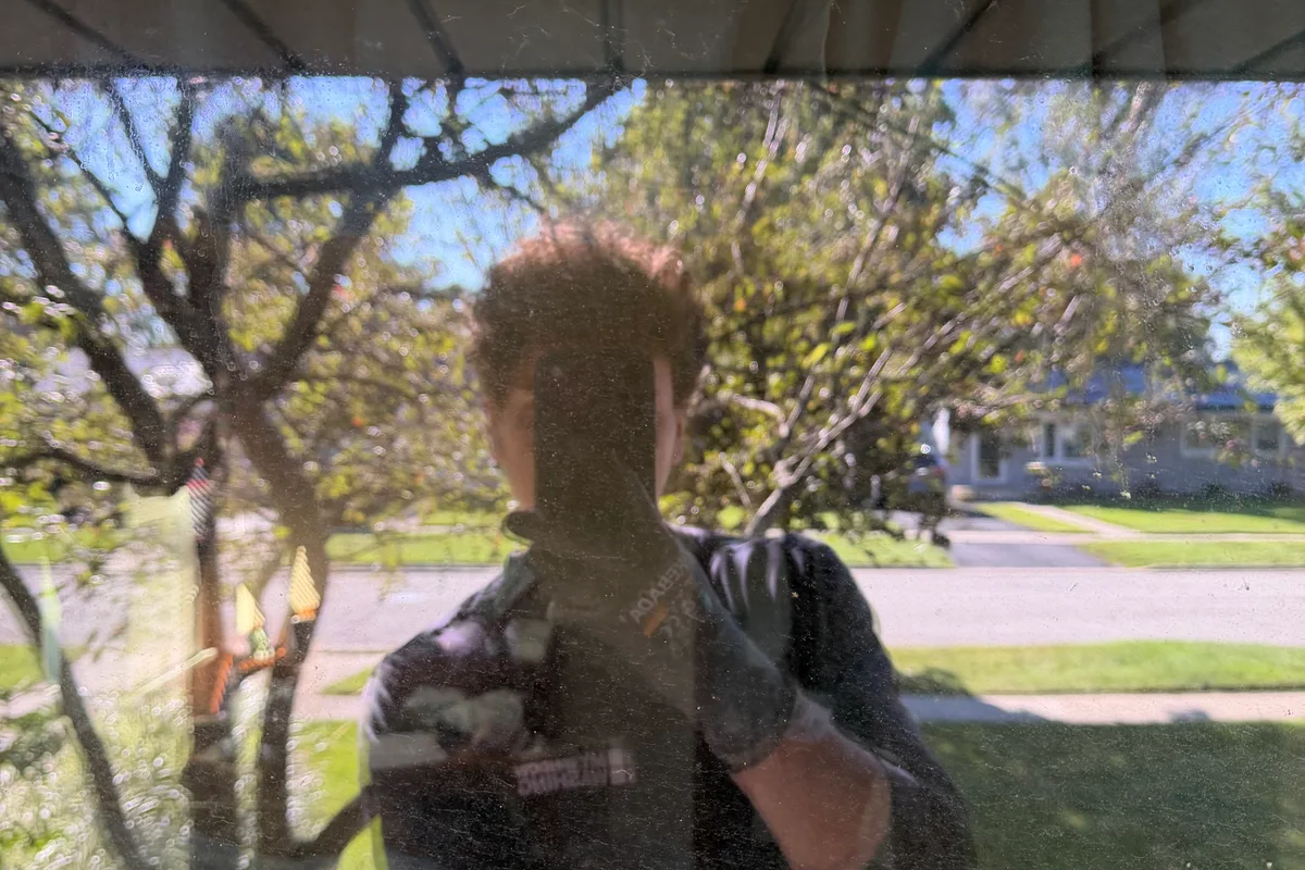 Window Washing before — Mundelein IL 1-story house