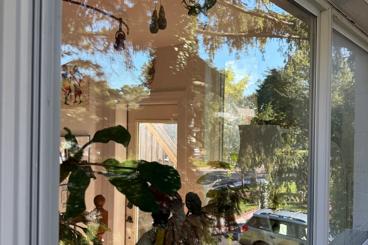 Window Washing after — Northbrook IL 2-story house