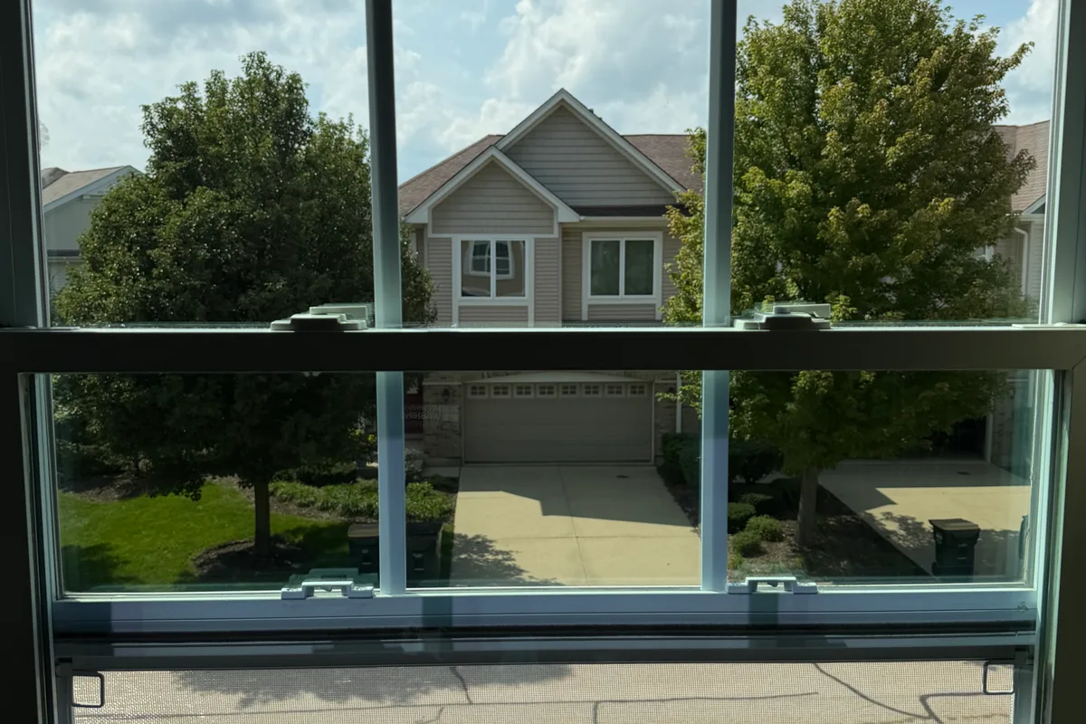 Window Washing after — Palatine IL 2-story house
