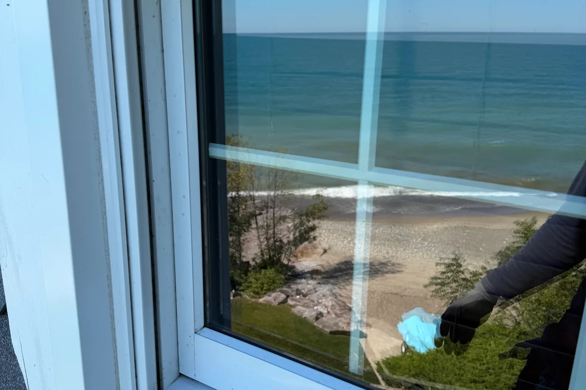 Window Washing after — Racine IL 2-story house