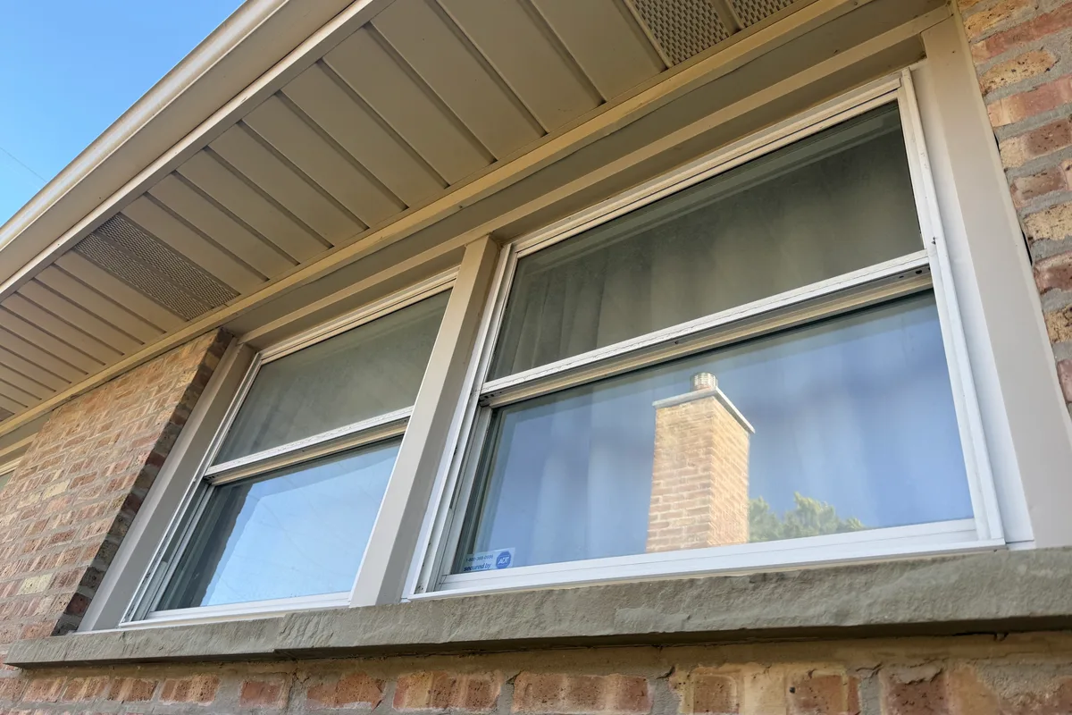 Window Washing before — Skokie IL 1-story house