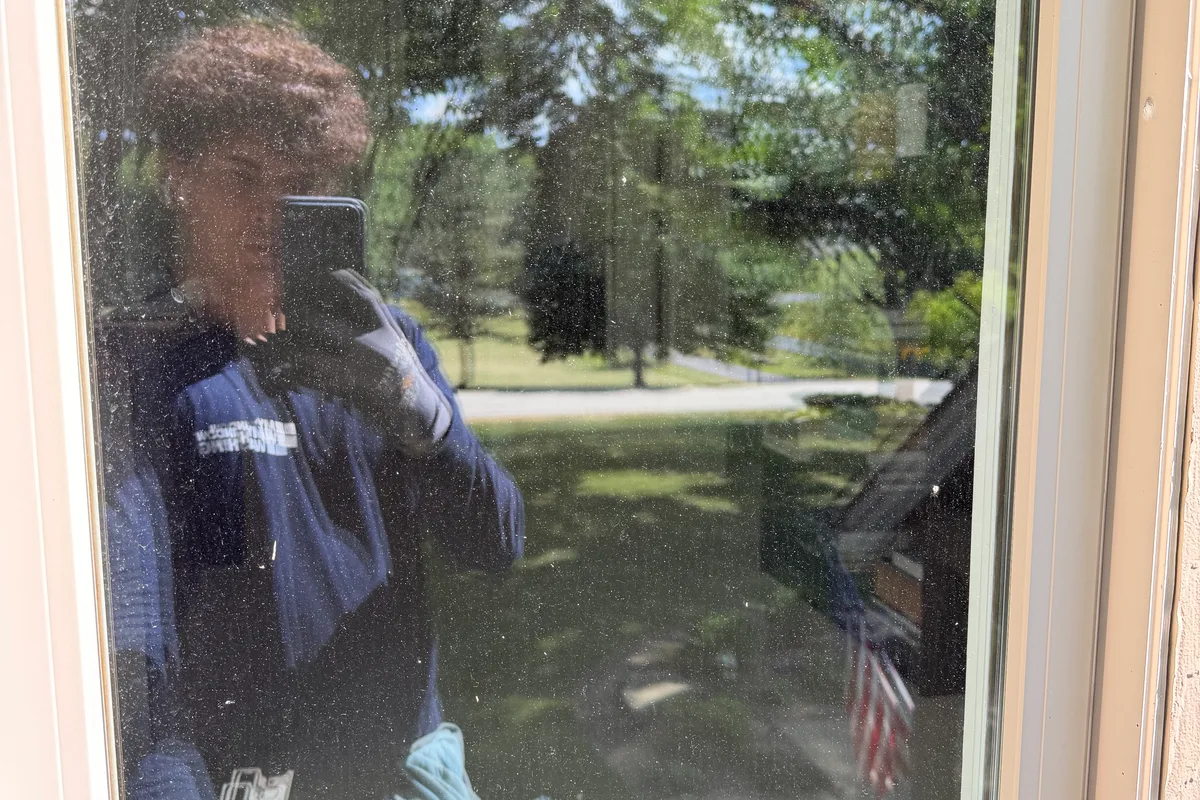 Window Washing before — South Barrington IL 2-story house