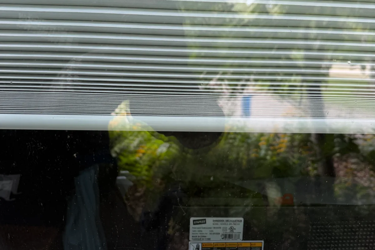 Window Washing before — Winnetka IL 1-story house